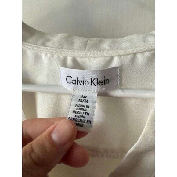 Calvin Klein women’s size medium white blouse - Picture 5 of 7